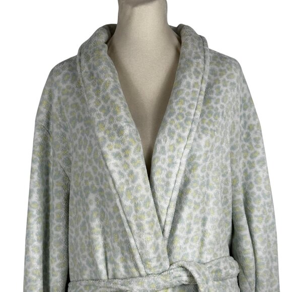 Like new PINE CONE HILL Animal Print (White, Yellow, Gray/Blue) Robe One Size - Picture 7 of 8
